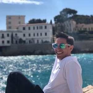 Meet your Posher, Collin